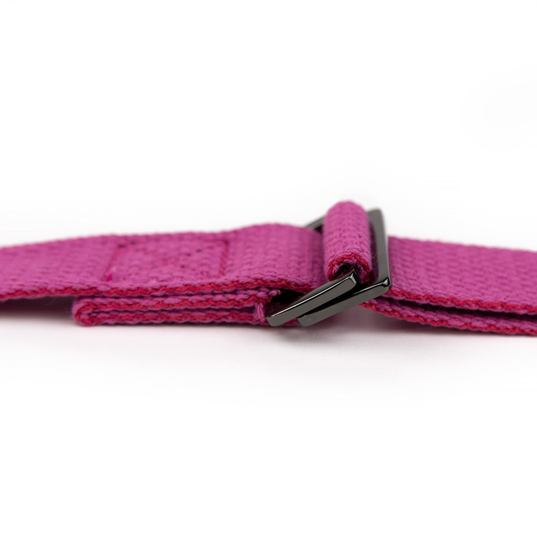tiguar Yoga Strap 300 x 3 cm  Lila  strapazierfähiger Yoga-Gurt für Dehnübungen, Haltungsverbesserung und Mobilisation